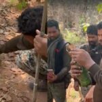 तीर्थ दर्शन कर लौट रहे बुजुर्ग यात्री की ट्रेन में बिगड़ी तबियत, 2 घंटे तक नहीं मिला इलाज, रेलवे स्टेशन में तोड़ा दम